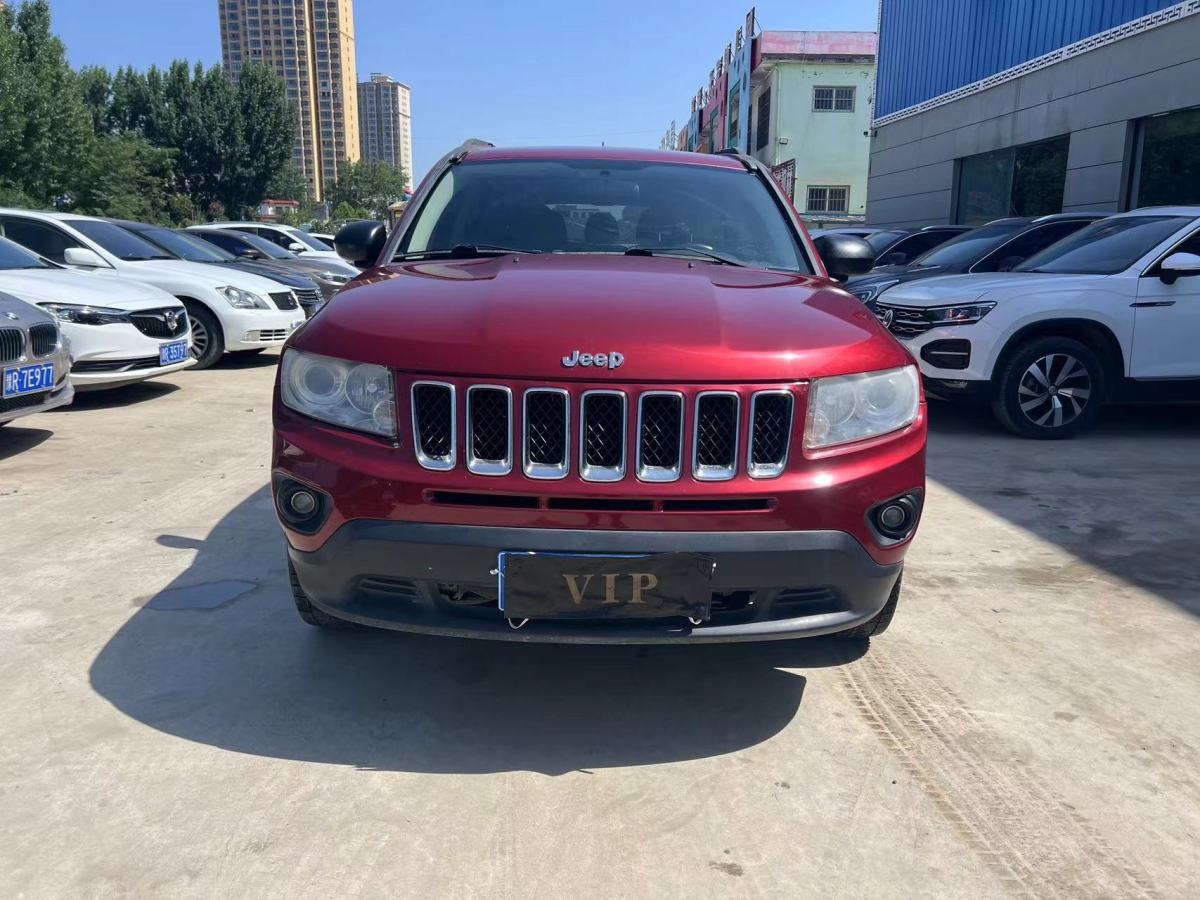 Jeep 指南者  2012款 2.0L 兩驅運動版圖片