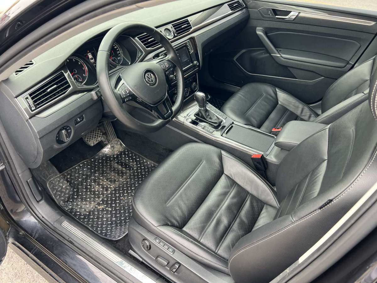 大眾 帕薩特  2017款 330TSI DSG御尊版圖片