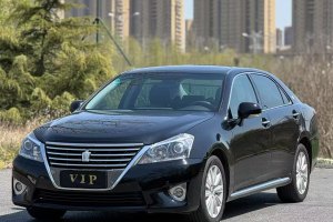 皇冠 豐田 2.5L Royal