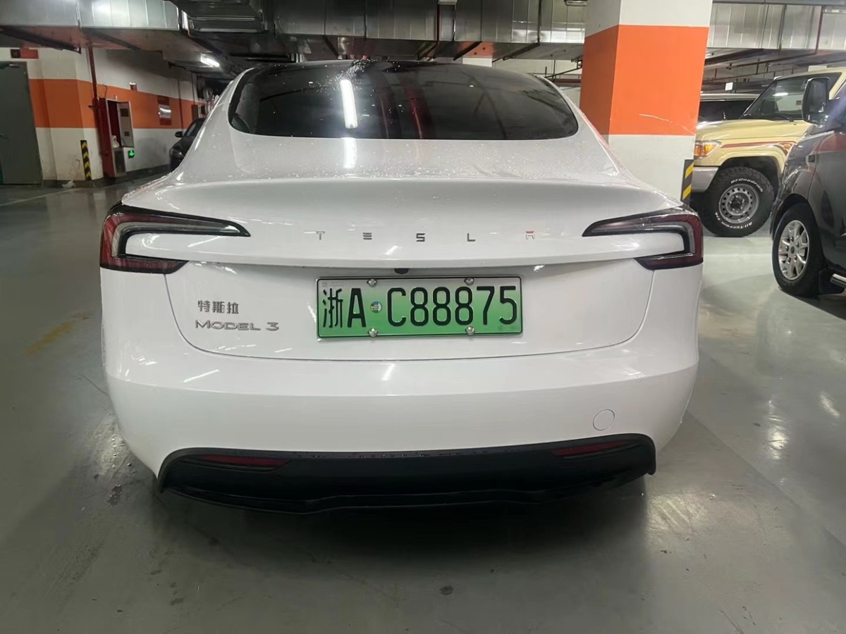 特斯拉 Model Y  2023款 后輪驅(qū)動版圖片