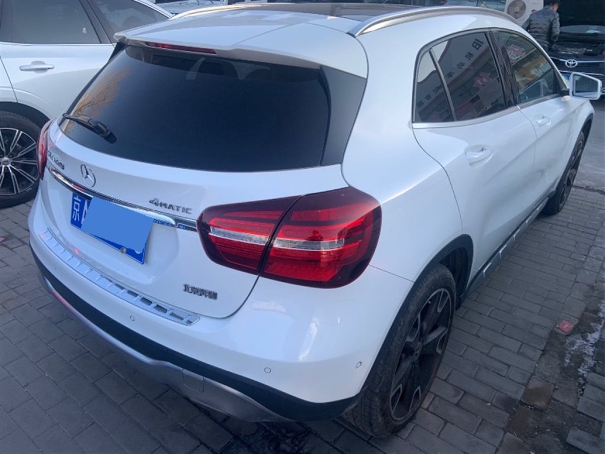 奔馳gla 2017款 gla 220 4matic 時尚型_價格22