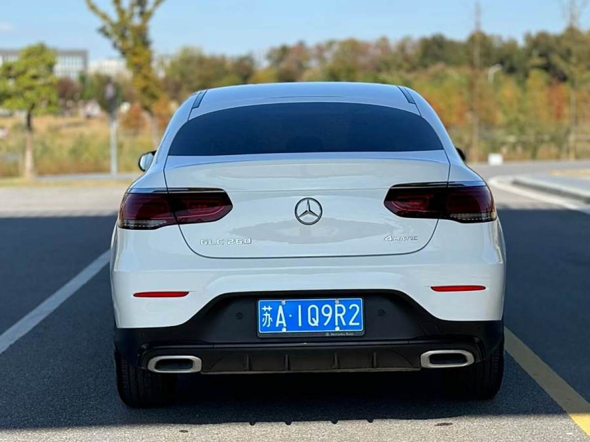 奔馳 奔馳GLC  2022款 改款 GLC 260 4MATIC 轎跑SUV圖片