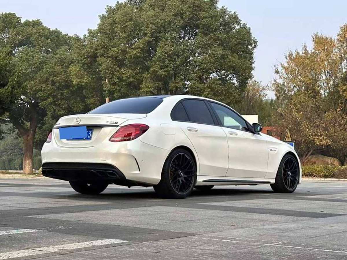 奔馳 奔馳C級(jí)AMG  2015款 AMG C 63 S圖片