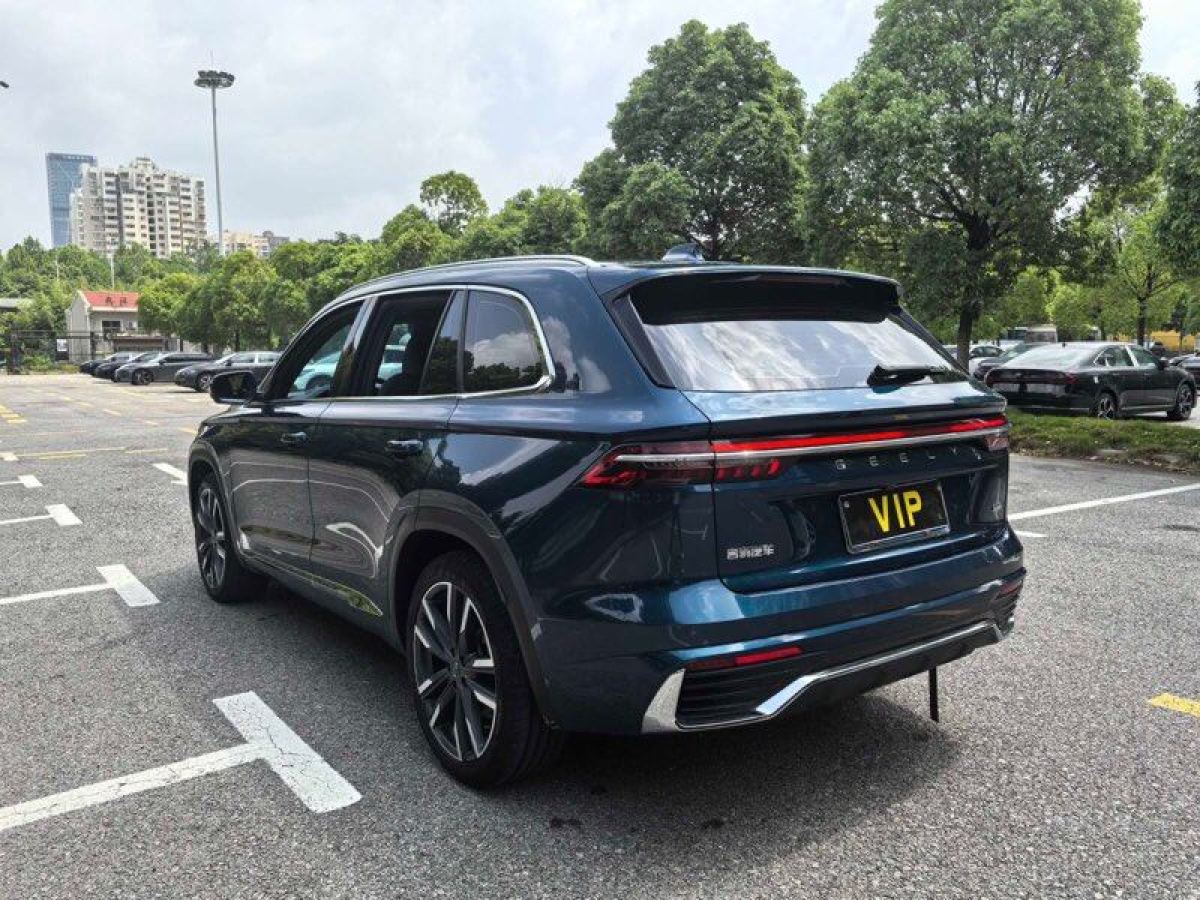 吉利 星越L  2021款 2.0TD DCT EVO兩驅(qū)尊貴型圖片