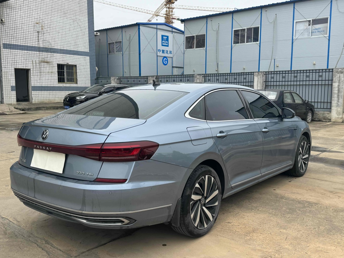 大眾 帕薩特  2022款 330TSI 豪華版圖片