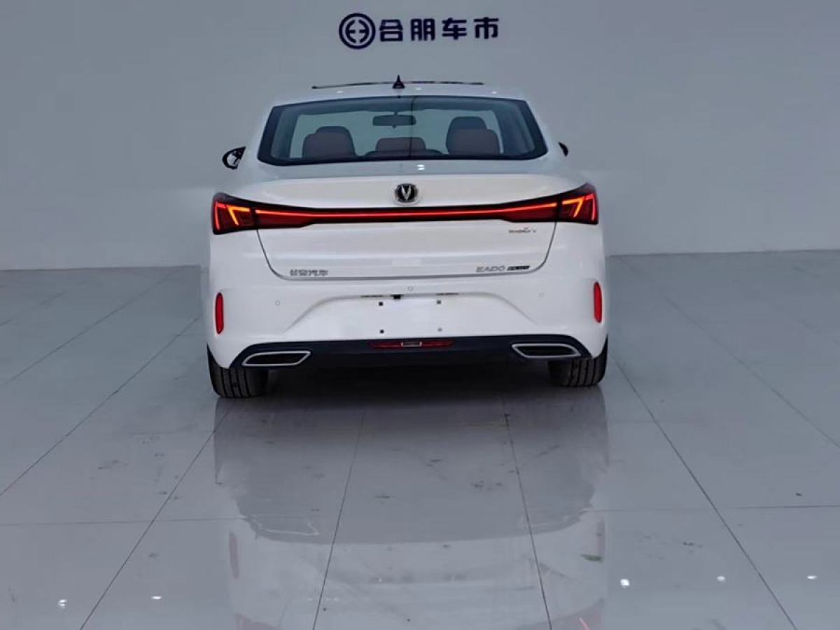 長(zhǎng)安 逸動(dòng)  2023款 暢享版 PLUS 藍(lán)鯨NE 1.4T GDI DCT尊貴版圖片