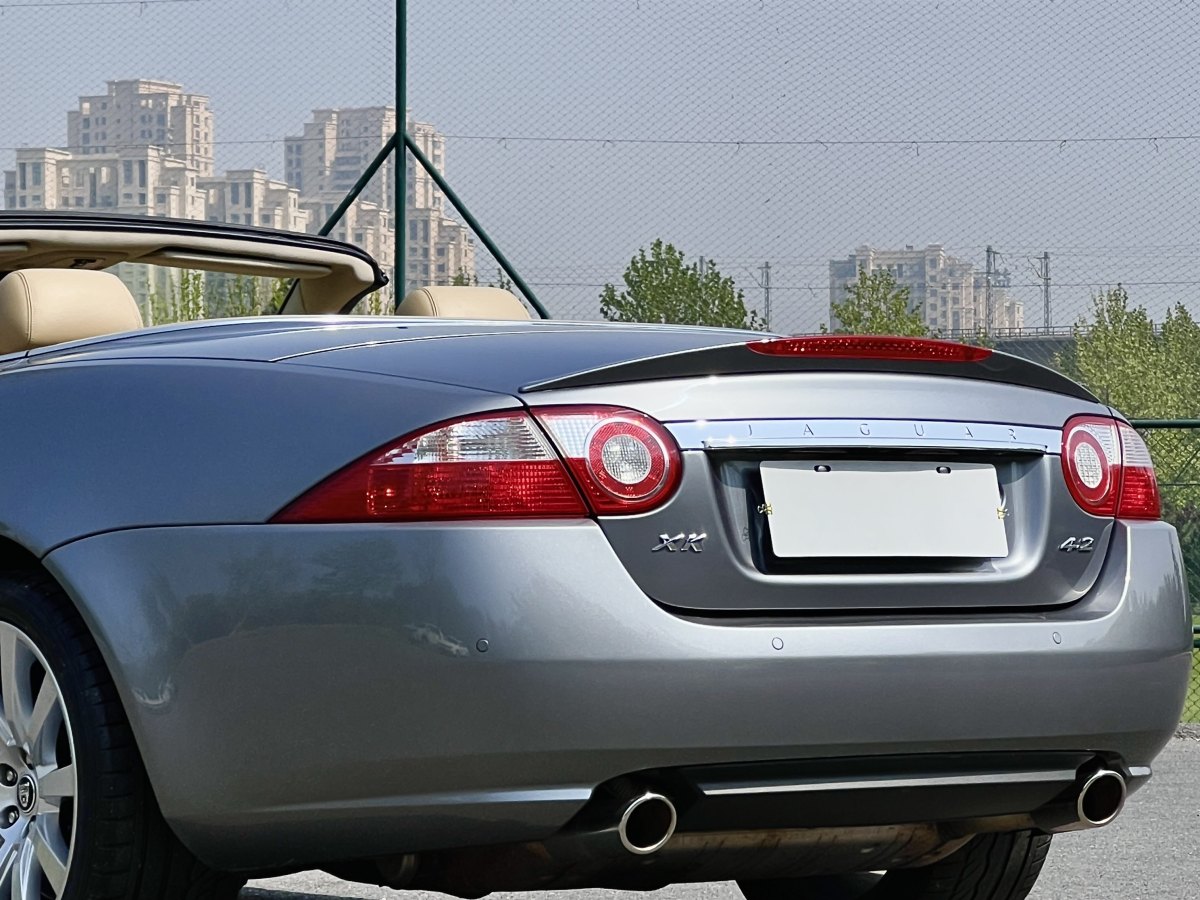 捷豹 XK  2006款 4.2L V8敞篷跑車圖片