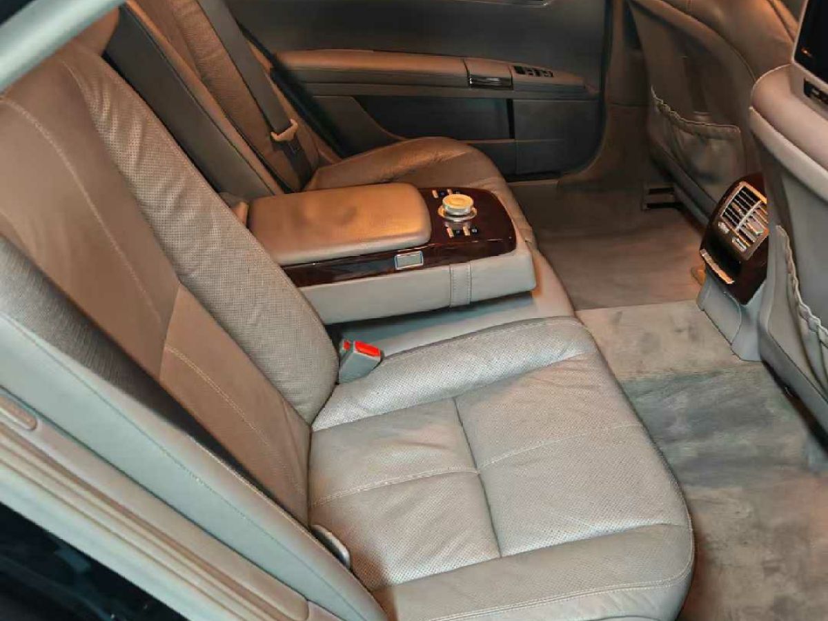 奔馳 奔馳S級(jí)  2008款 S 300 L 商務(wù)型圖片