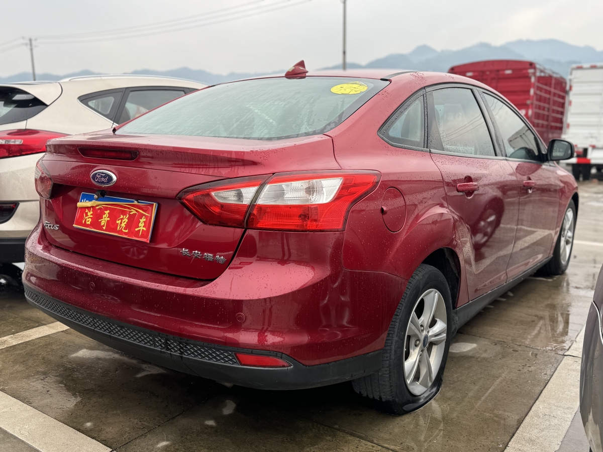 福特 ?？怂? 2012款 兩廂 1.6L 手動風尚型圖片