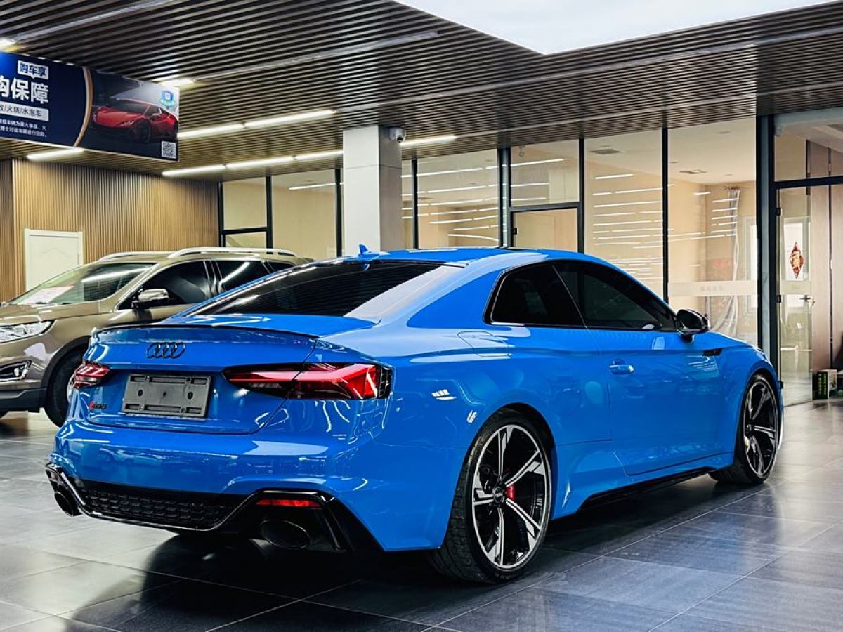 奧迪 奧迪RS 5  2021款 RS5 Coupe 黑曜版圖片