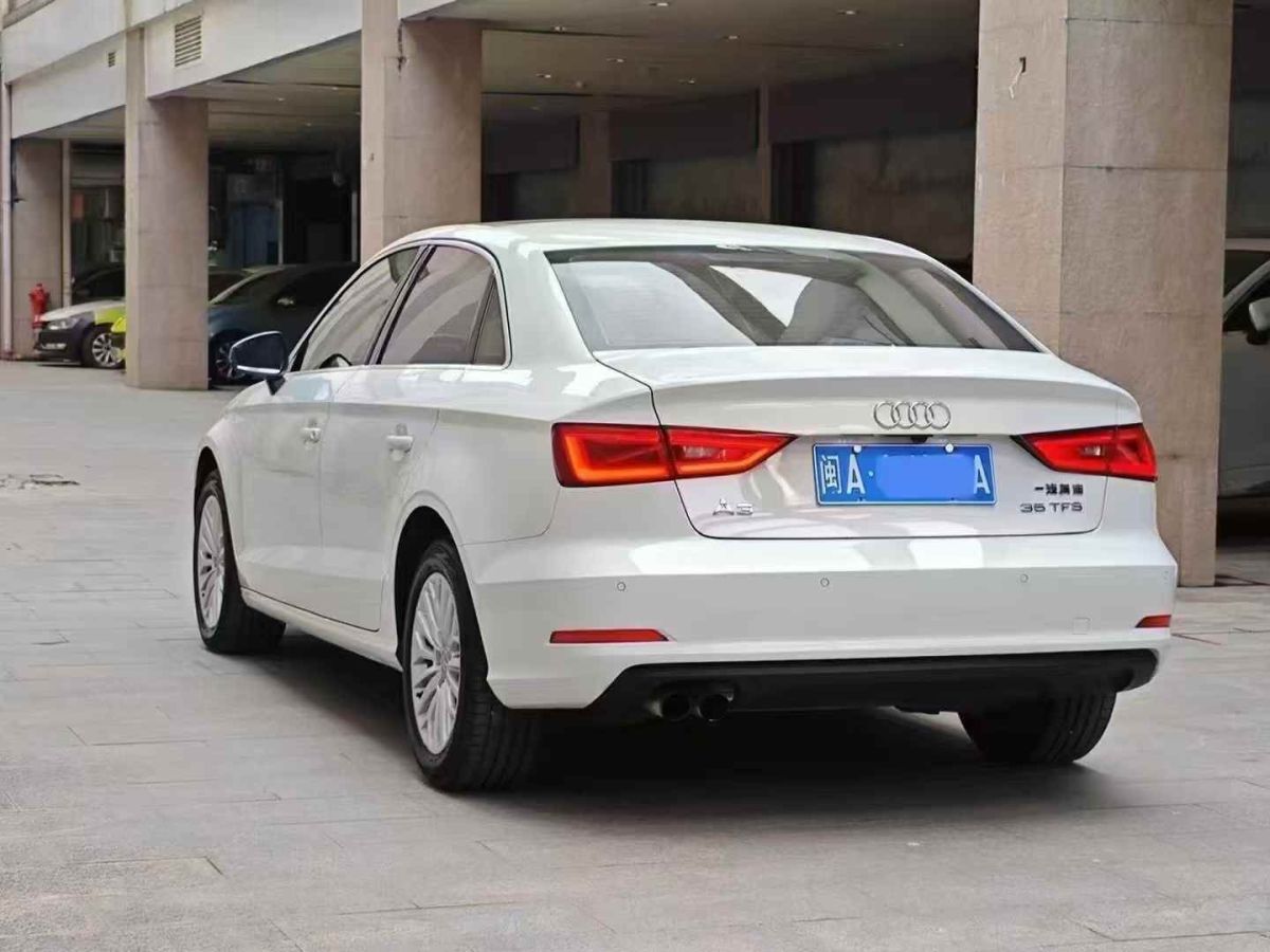 奧迪 奧迪A3  2015款 A3 1.4TFSI 35TFSI 百萬(wàn)紀(jì)念智領(lǐng)型圖片