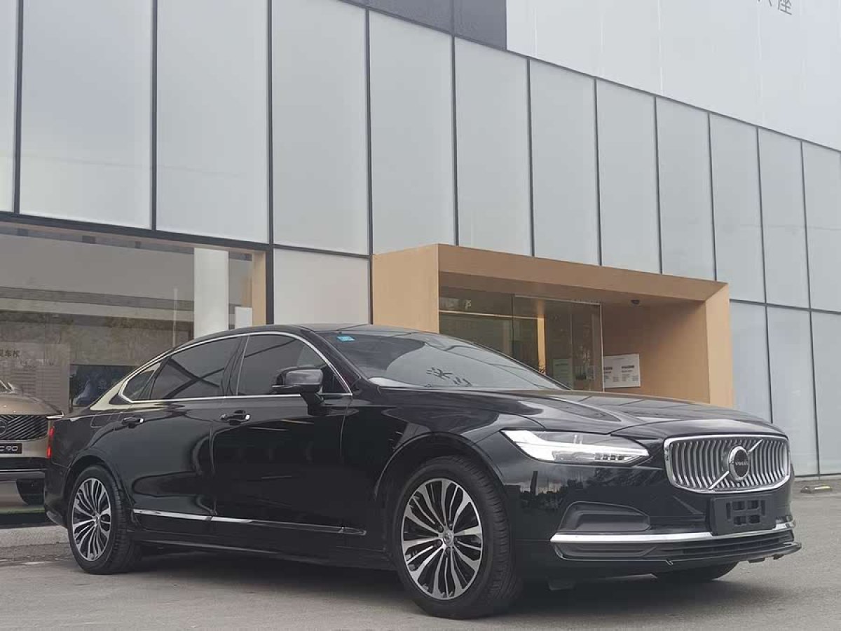 沃爾沃 S90  2023款 B5 智逸豪華版圖片