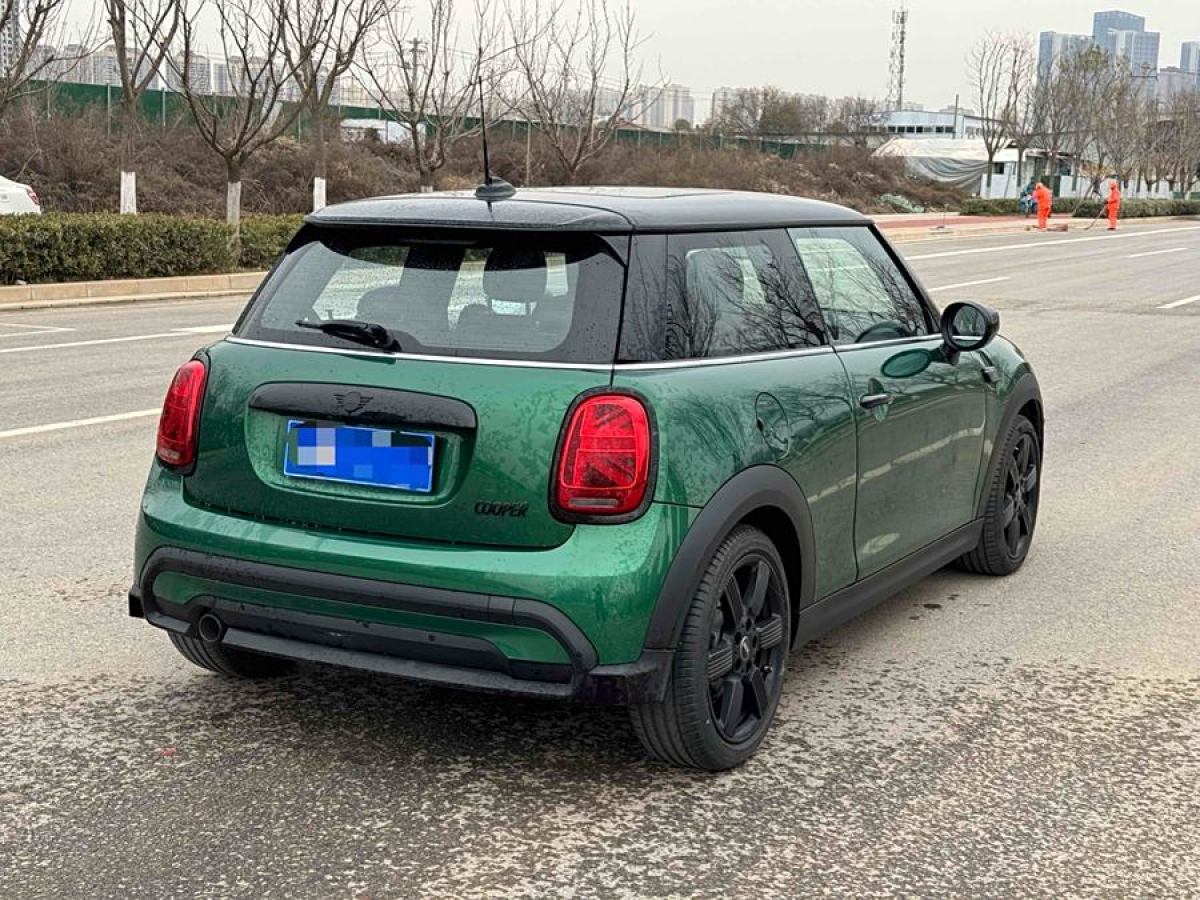 MINI MINI  2023款 改款 1.5T COOPER 藝術(shù)家圖片