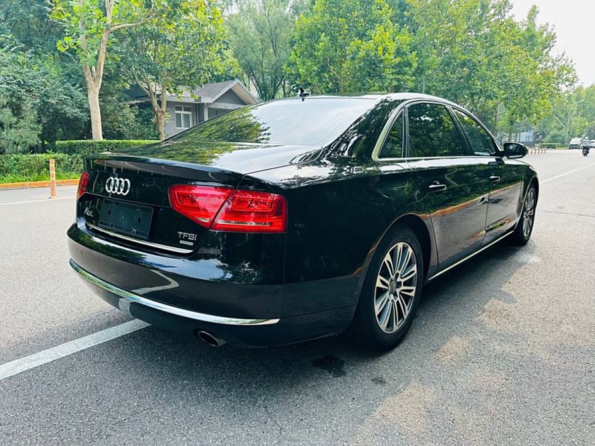 奧迪 奧迪A8  2012款 A8L 45 TFSI quattro豪華型圖片