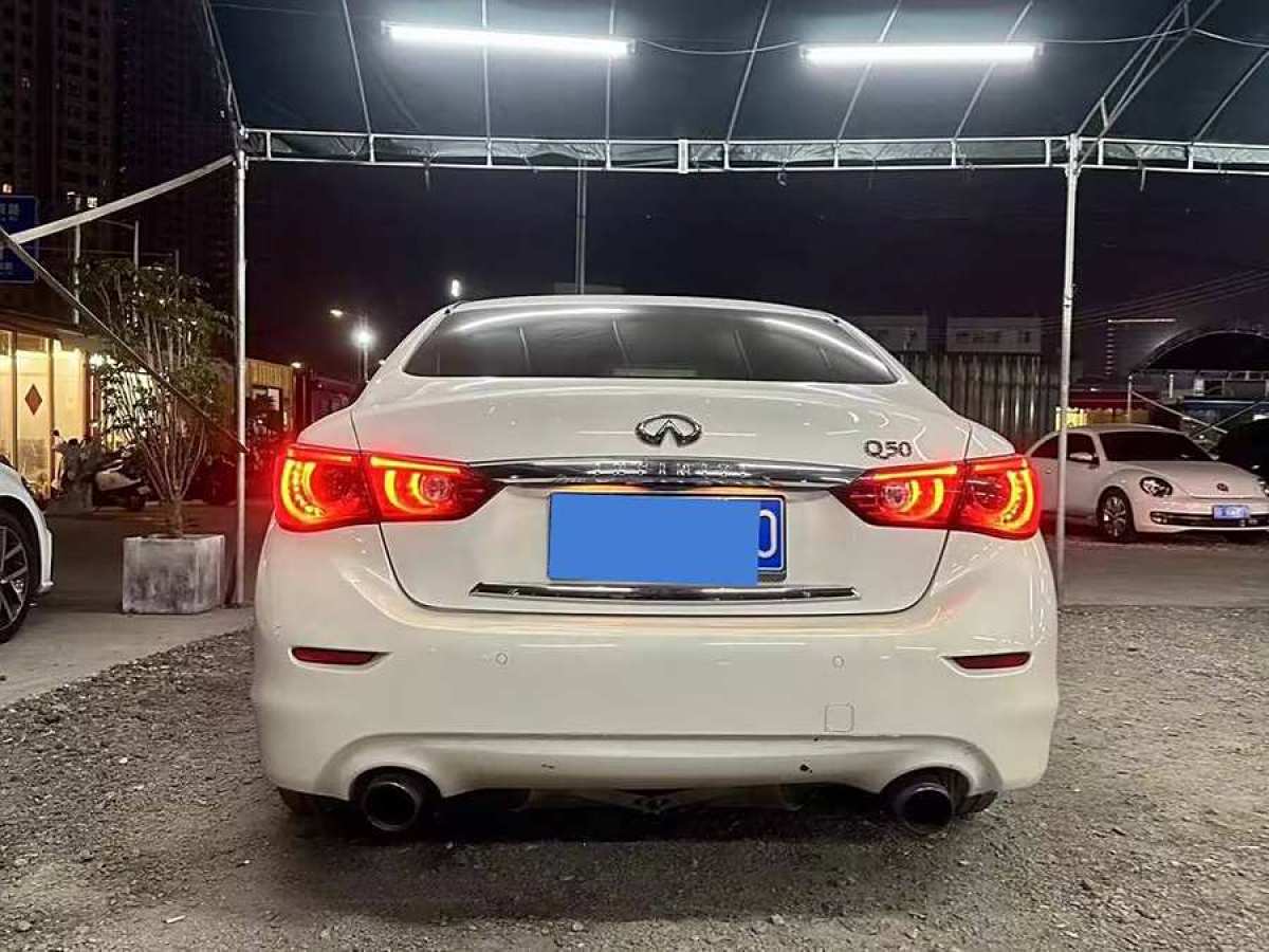 英菲尼迪 Q50  2014款 3.7L 豪華版圖片