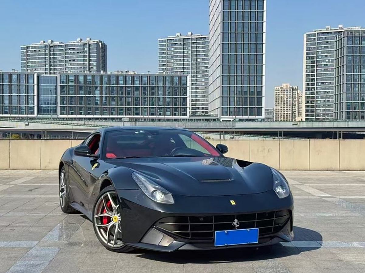 法拉利 F12berlinetta  2013款 6.3L 標(biāo)準(zhǔn)型圖片