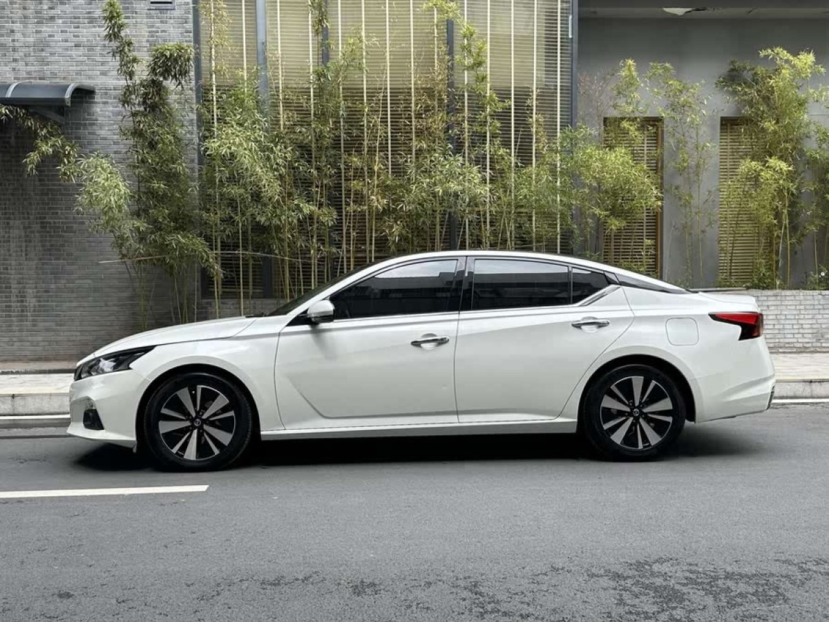 日產(chǎn) 天籟  2019款 2.0T XL Upper 智享版圖片
