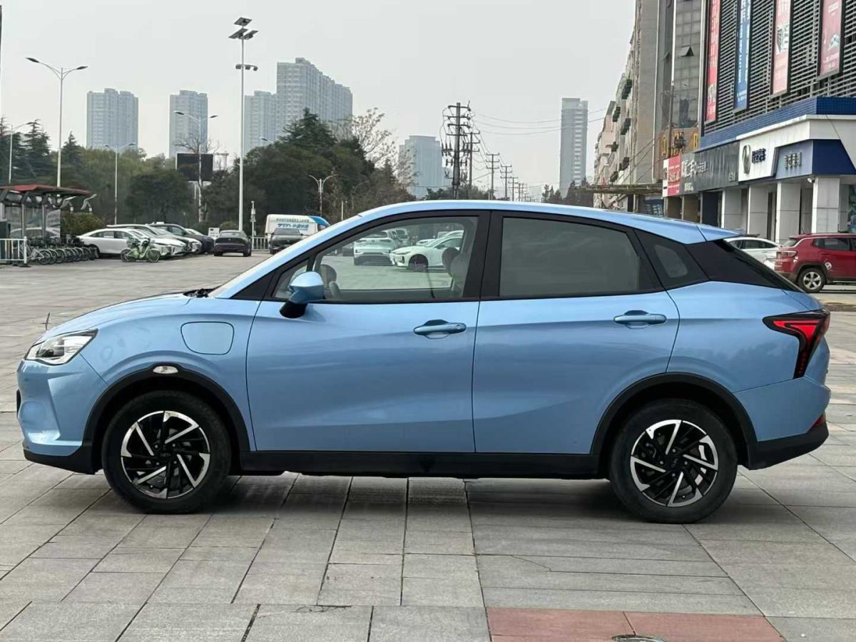 奔馳 V級(jí)  2021款 V 260 L 長(zhǎng)軸距尊貴版圖片