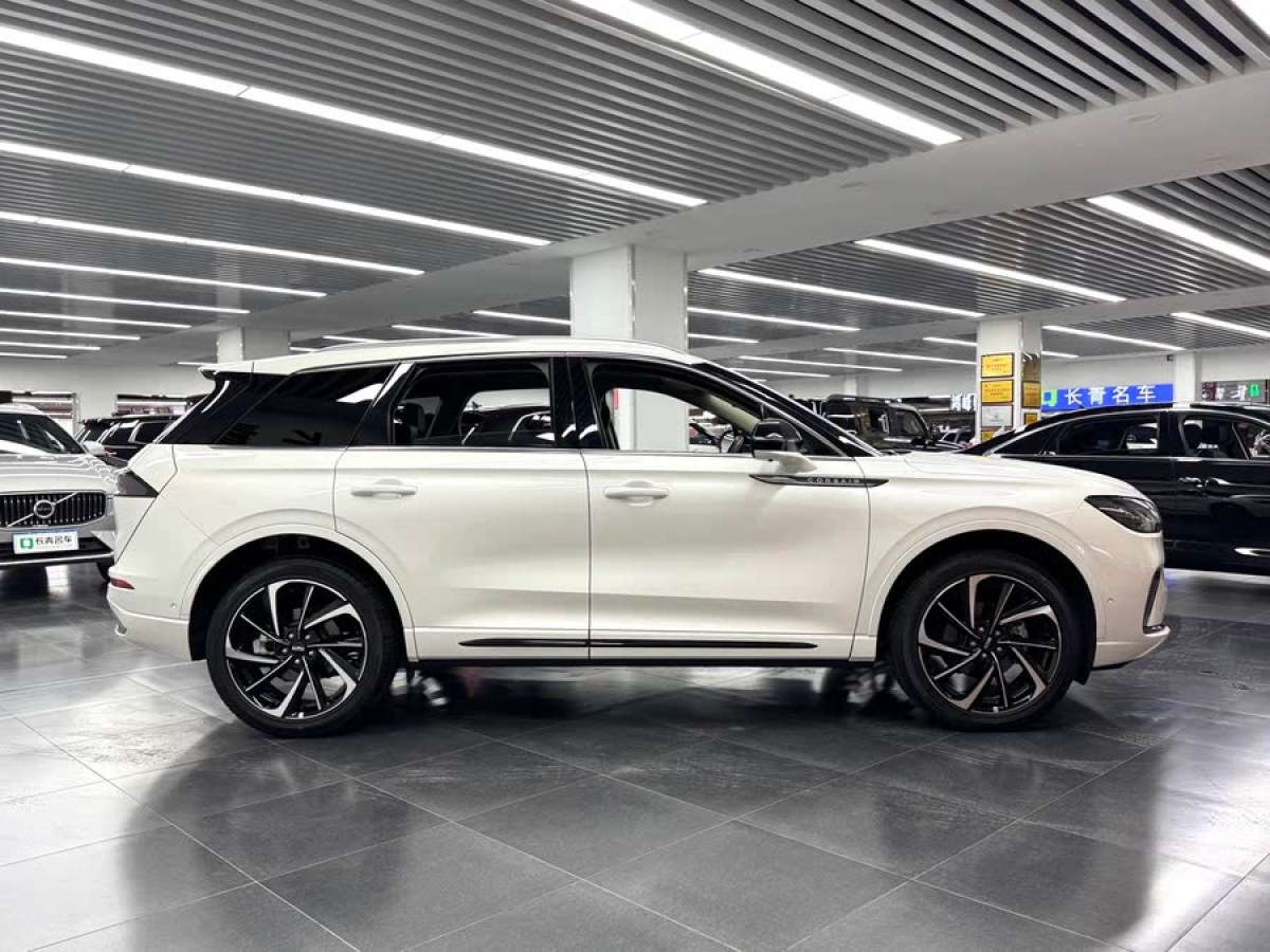 林肯 冒險(xiǎn)家  2023款 2.0T 四驅(qū)尊耀版圖片