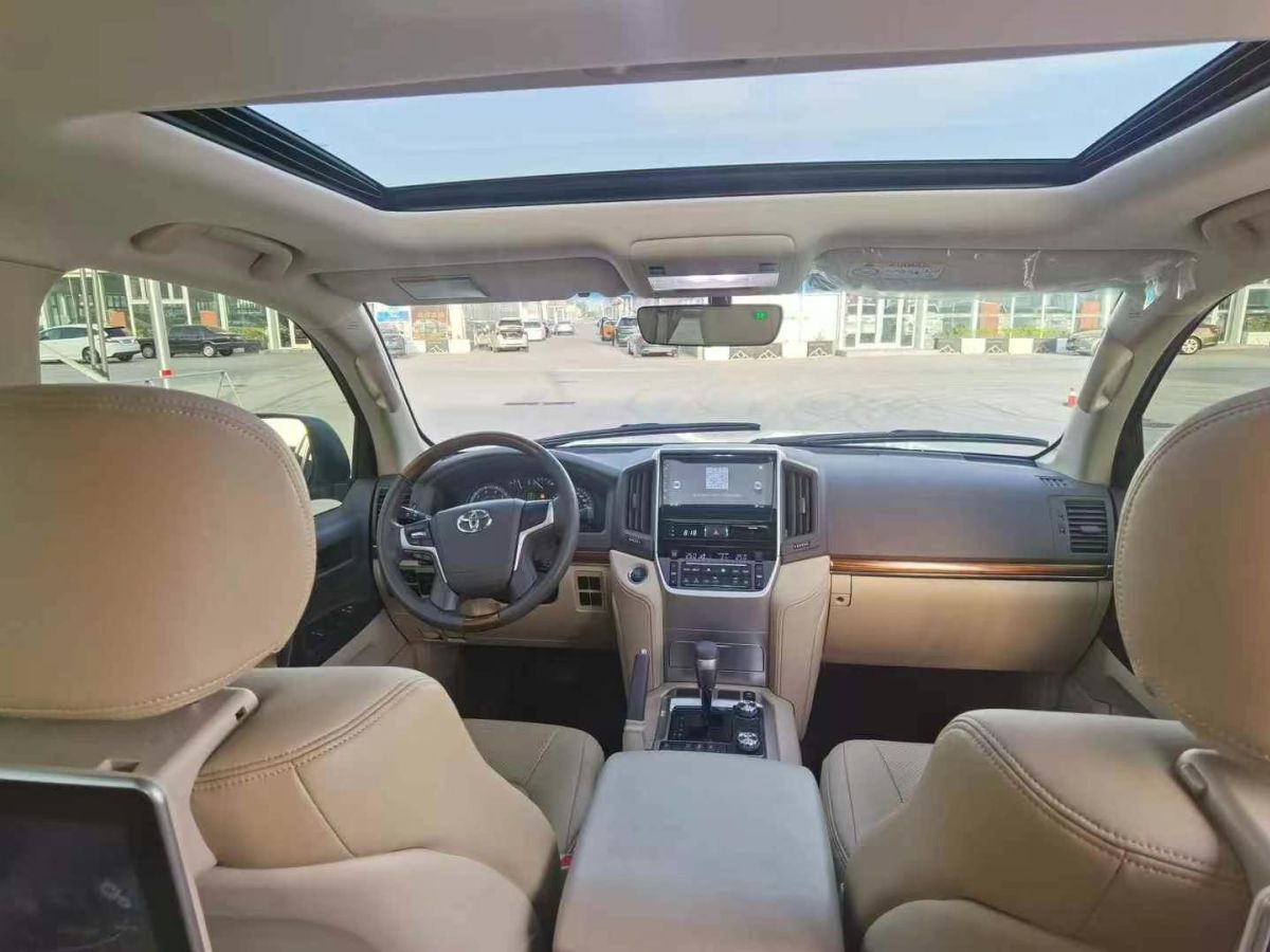 豐田 蘭德酷路澤  2018款 5.7L VX-R 12氣 底升(中東版)圖片
