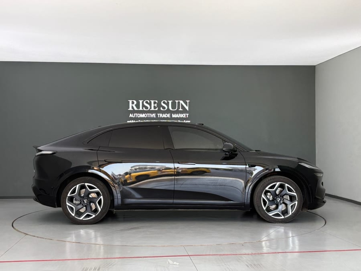 蔚來 樂道L60  2024款 60kwh 后驅(qū)版圖片