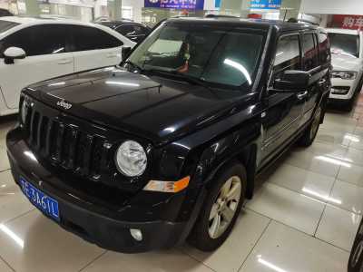 2015年9月 Jeep 自由客(进口) 2.0L 运动版图片