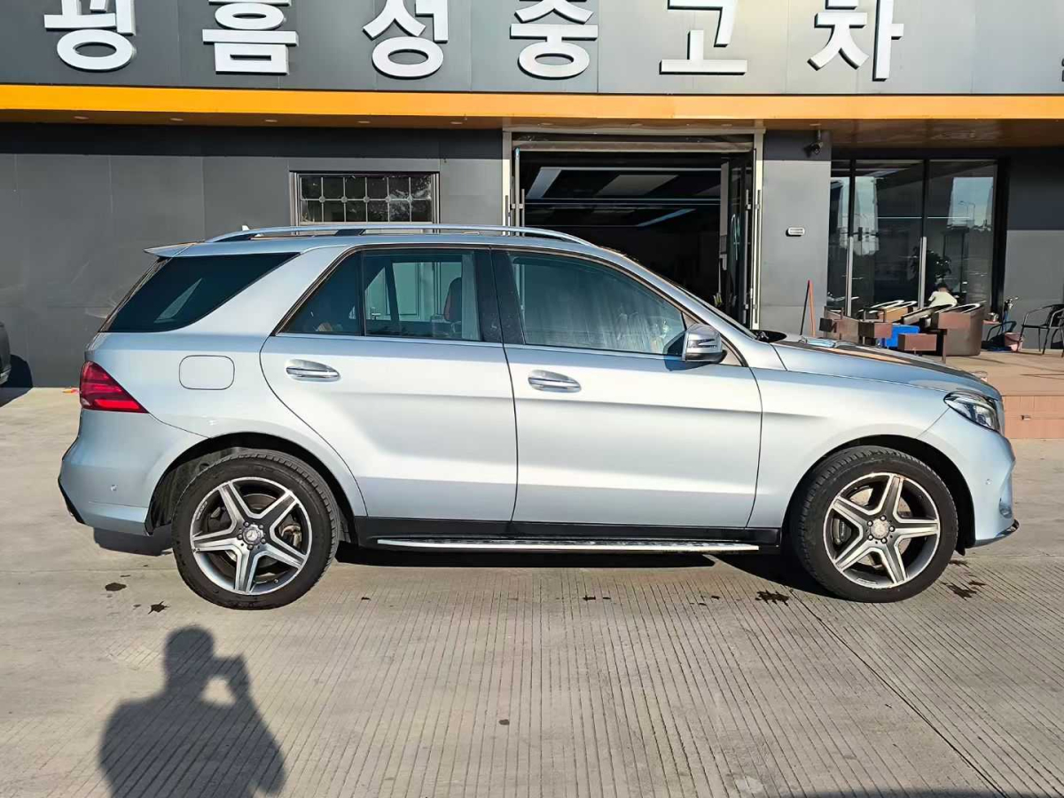 奔馳 奔馳GLE  2022款 GLE 450 4MATIC 動感型圖片