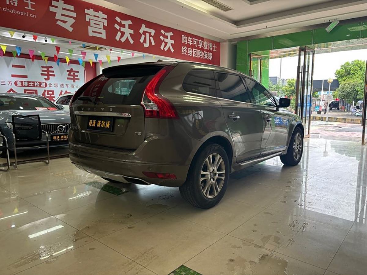 沃爾沃 XC60  2015款 T5 智進(jìn)版圖片