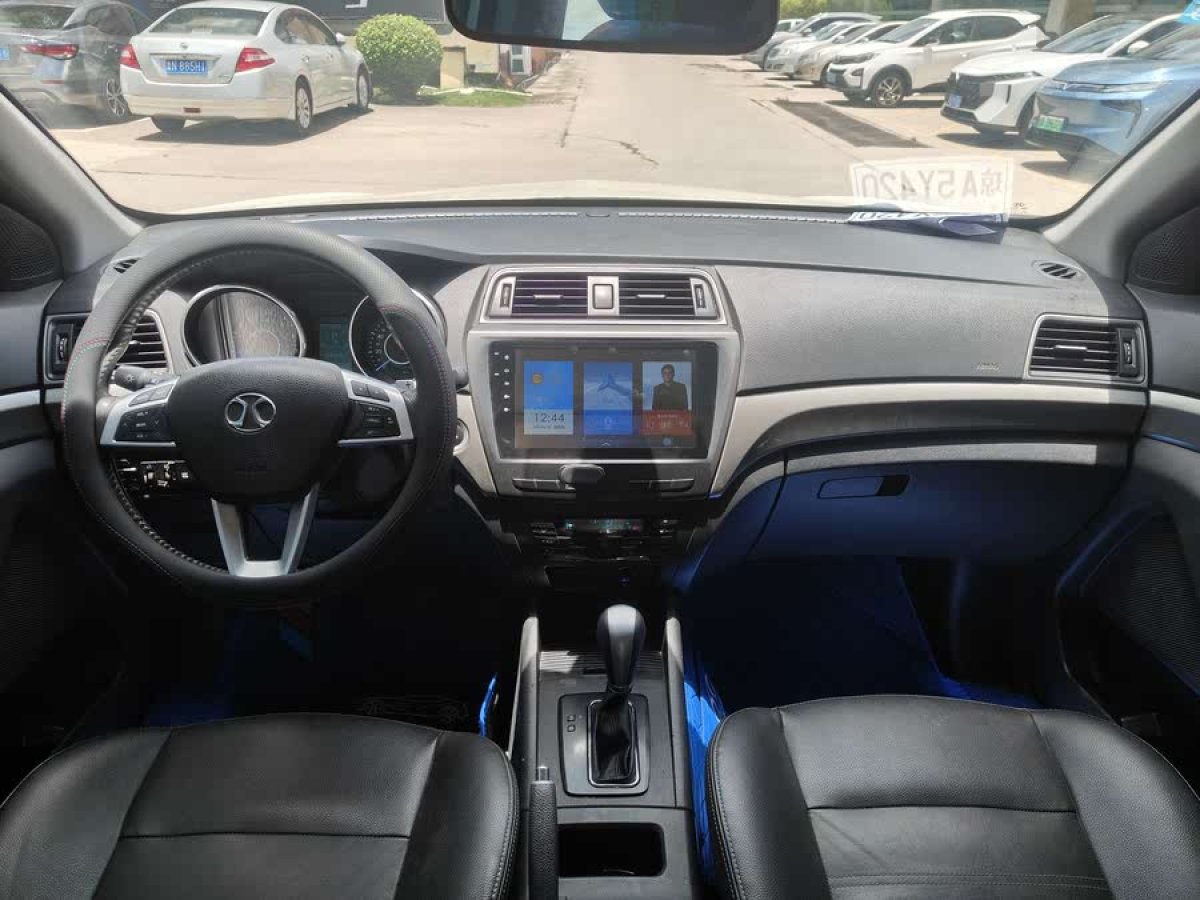 北汽紳寶 X65  2015款 2.0T 自動舒適型圖片