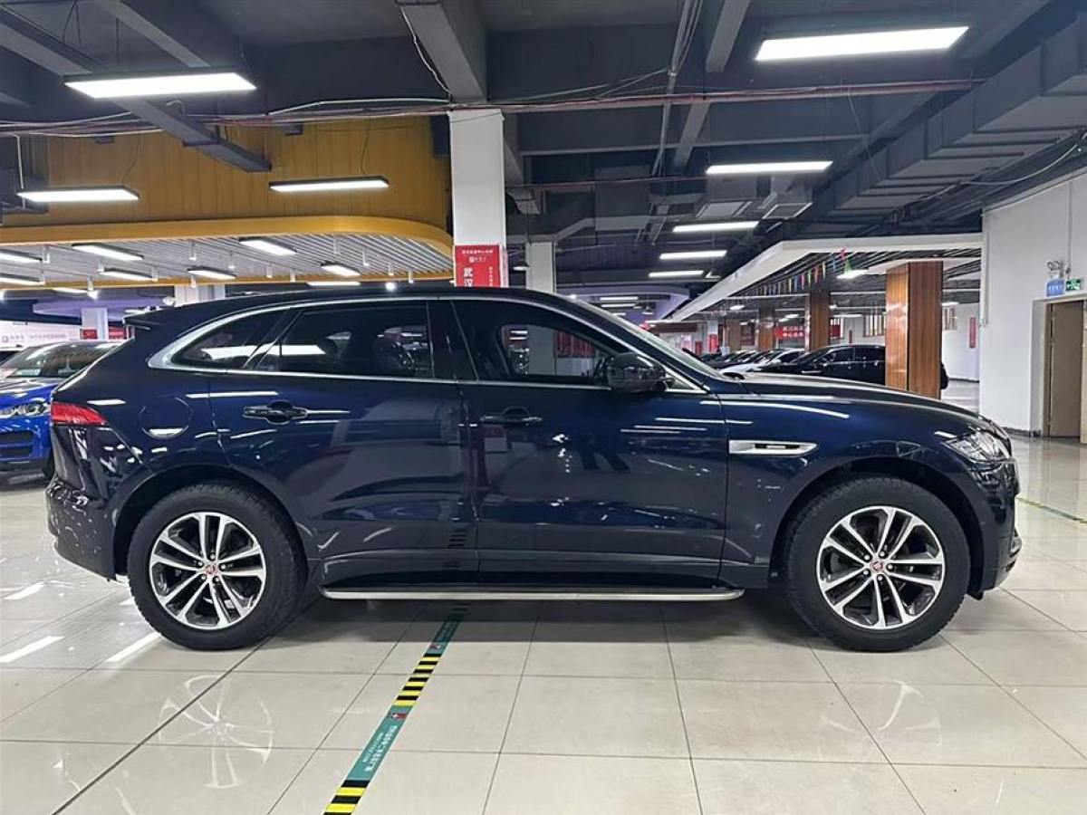 2018年2月捷豹 F-PACE  2016款 2.0T 兩驅(qū)R-Sport運動版