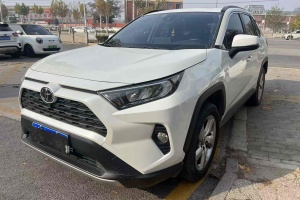 RAV4 豐田 榮放 2.0L CVT兩驅(qū)風(fēng)尚版