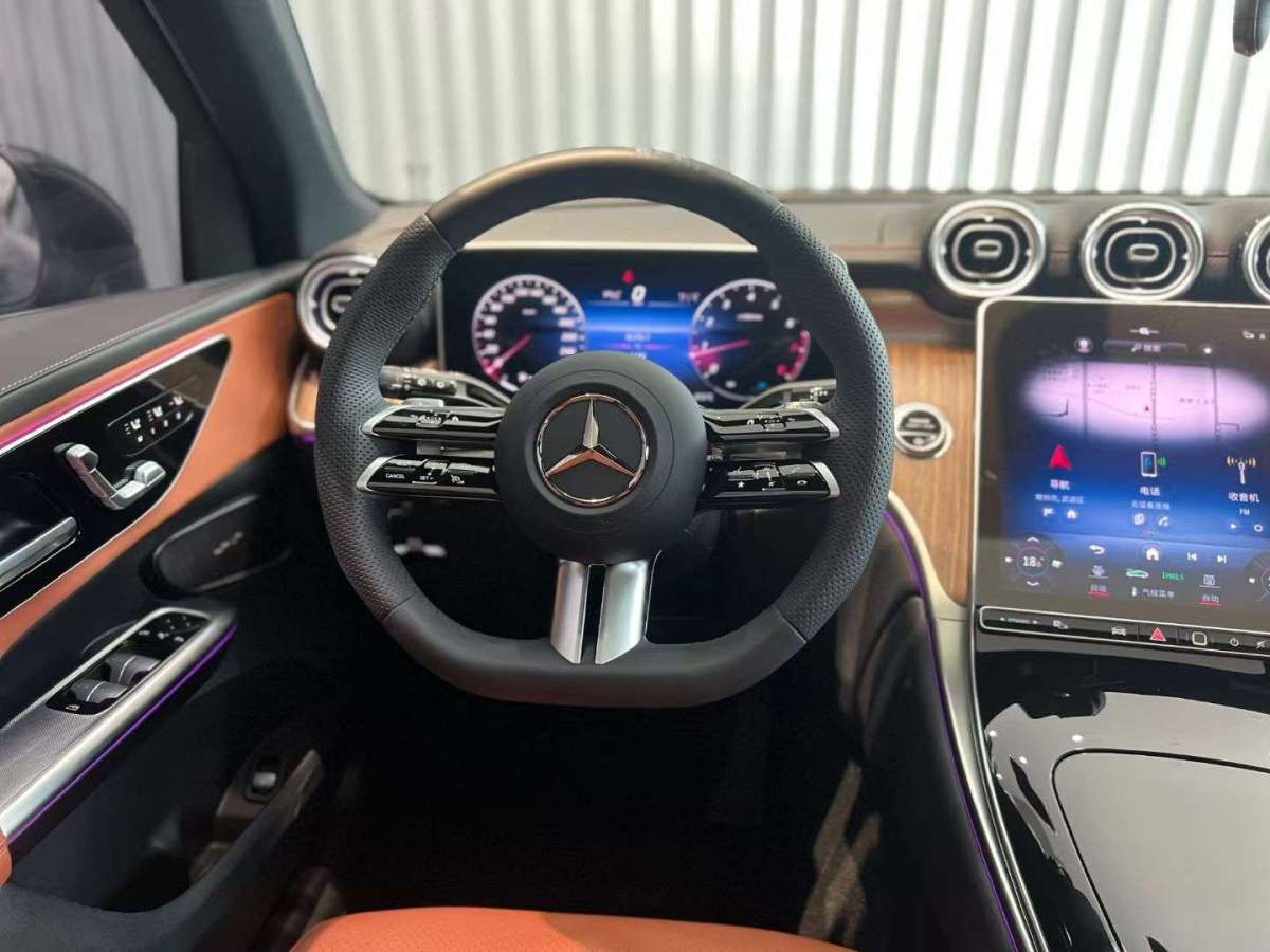 奔馳 奔馳GLC  2023款 GLC 300 L 4MATIC 動感型 5座圖片