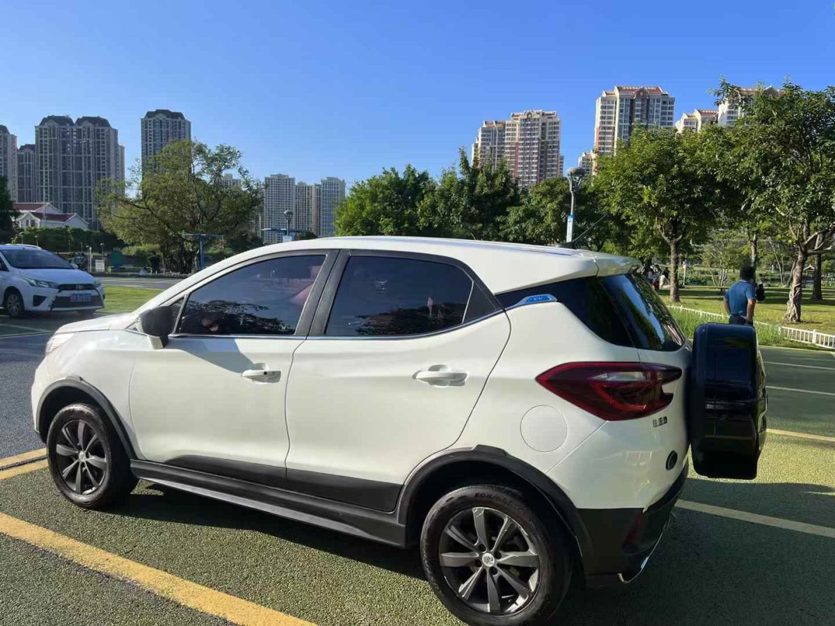 比亞迪 元新能源  2019款 EV360 智聯(lián)悅享型圖片