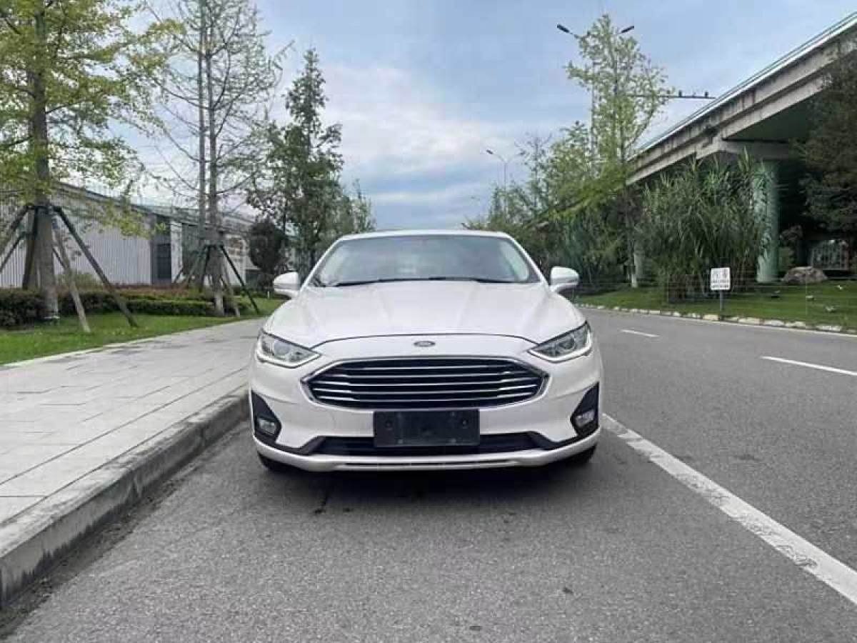 2019年12月福特 蒙迪歐  2020款 EcoBoost 180 時(shí)尚型