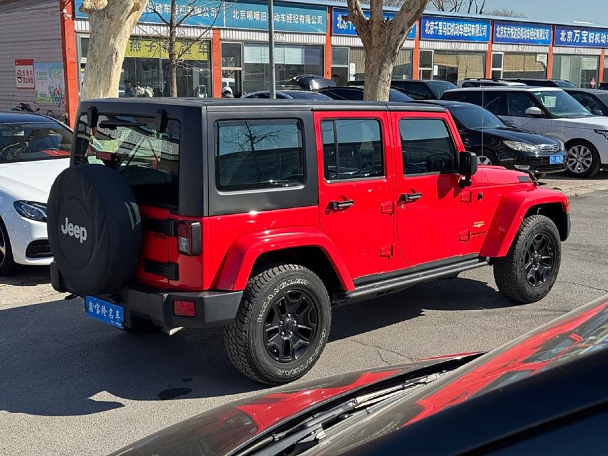 Jeep 牧馬人  2013款 3.6L Sahara 四門版圖片