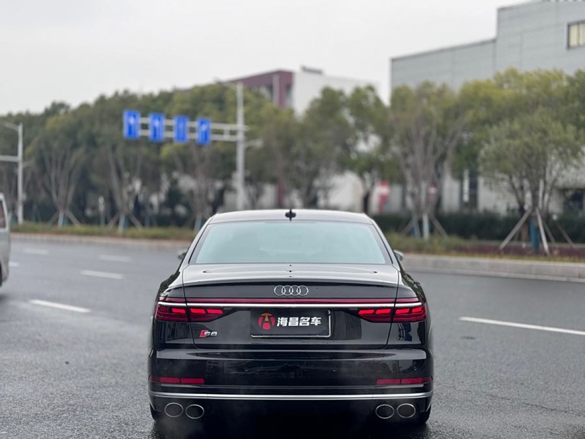 奧迪 奧迪S8  2022款 S8L 4.0TFSI quattro 典藏版圖片