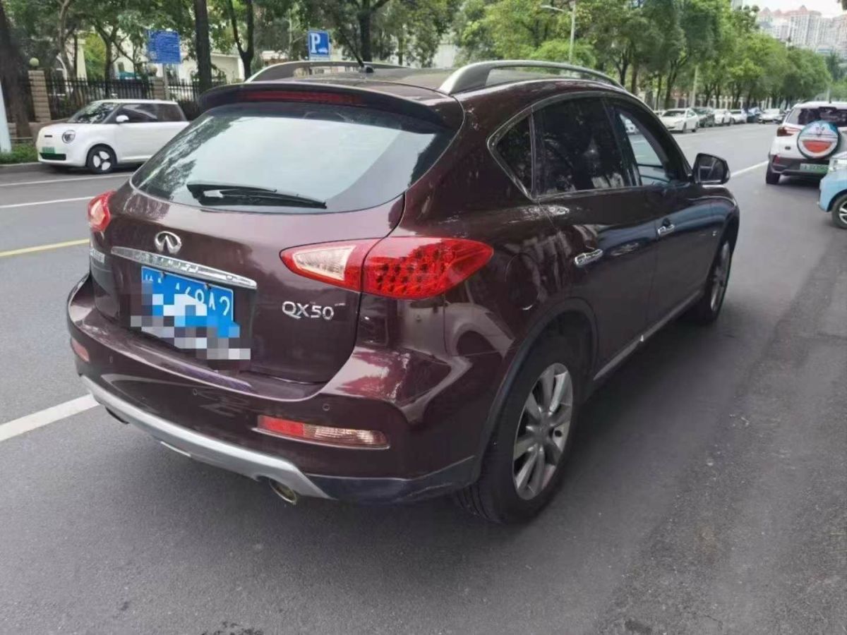 英菲尼迪 QX60  2016款 2.5T Hybrid 兩驅(qū)卓越版圖片
