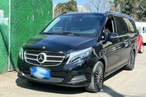 奔馳A級 奔馳  A 220 L 4MATIC 運(yùn)動轎車