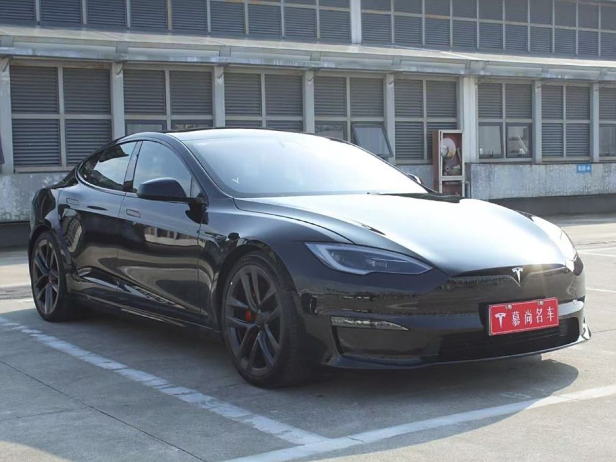 2023年9月特斯拉 Model S  2023款 三電機全輪驅(qū)動 Plaid版