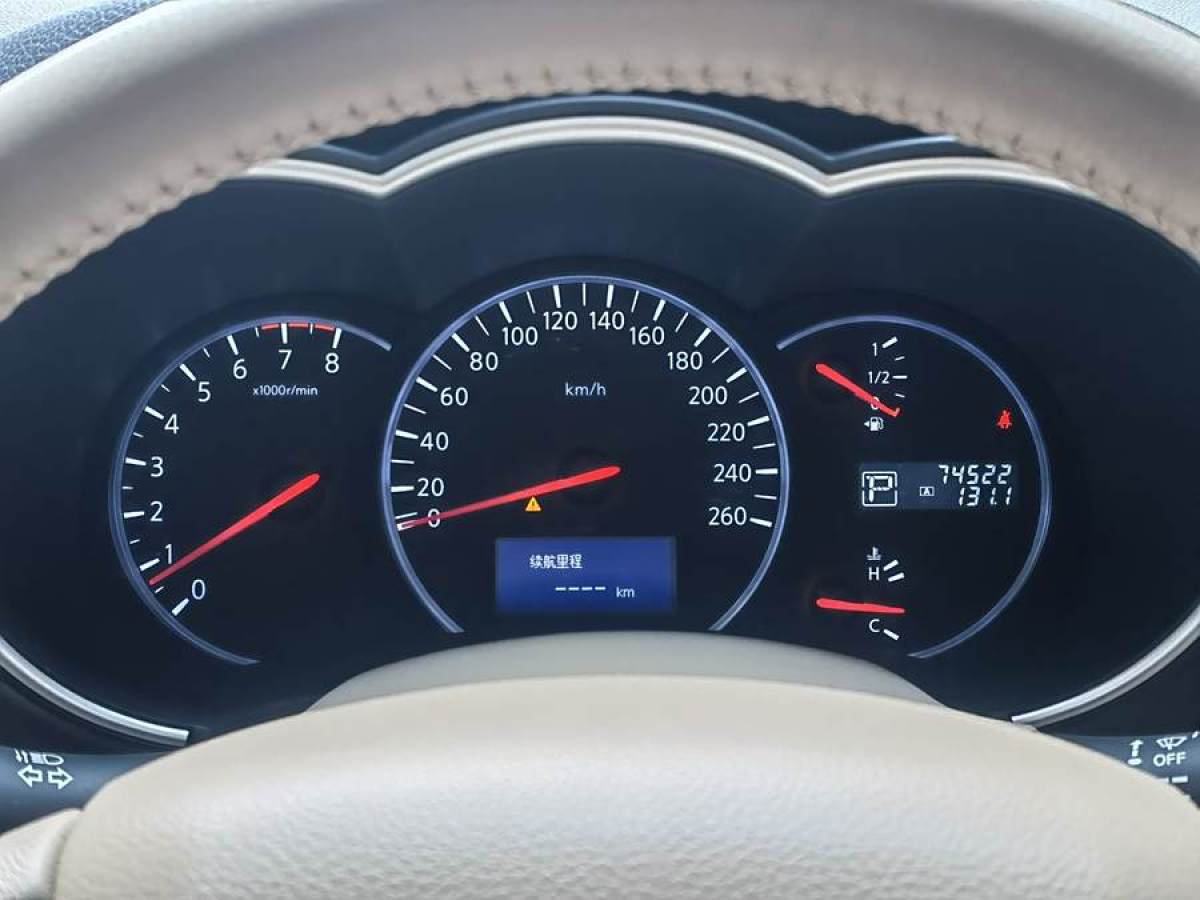 2016年4月日產(chǎn) 貴士  2015款 3.5L SL