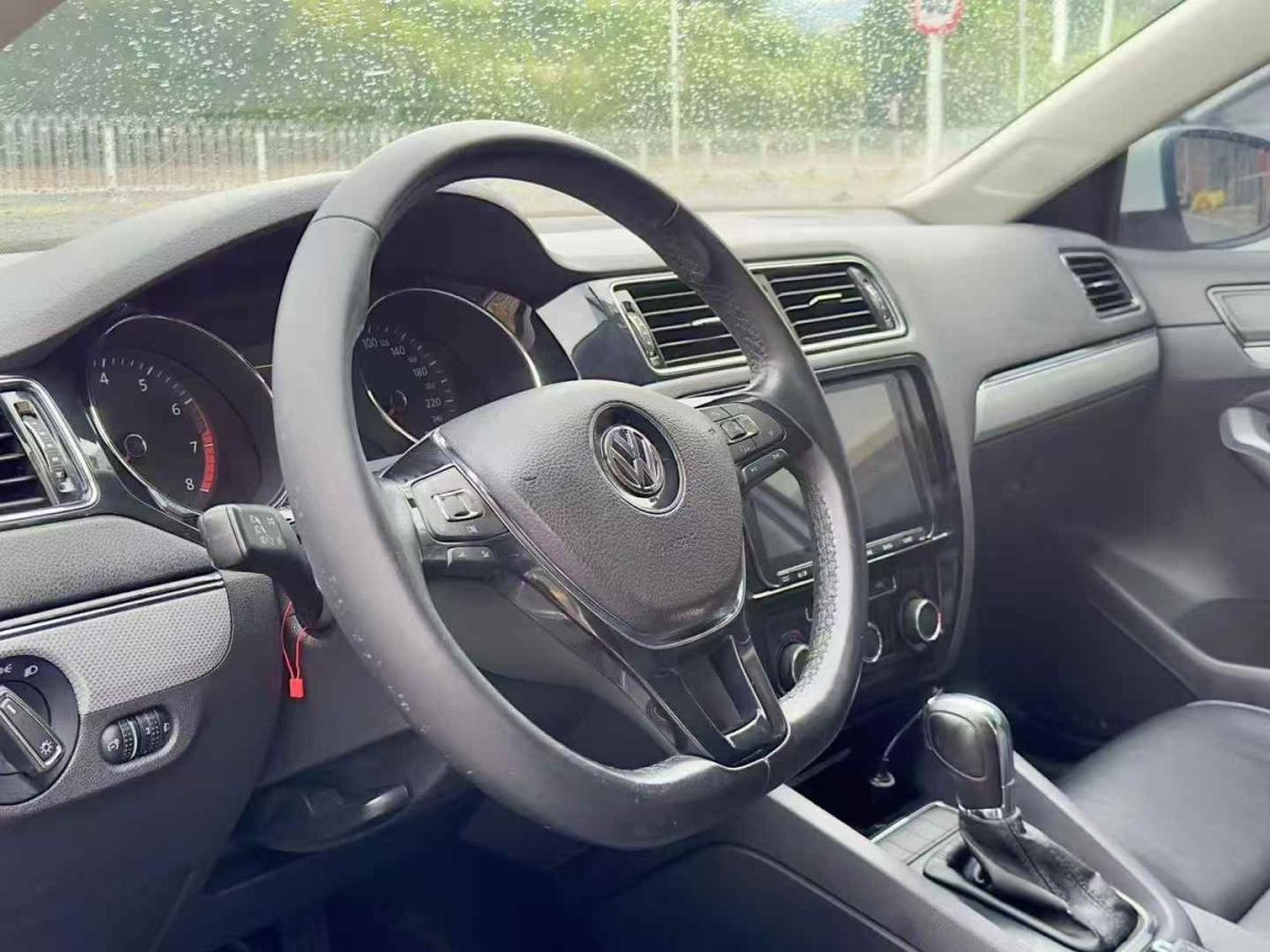 大眾 速騰  2017款 180TSI 自動領(lǐng)先型圖片