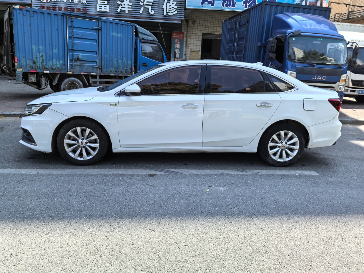 榮威 ei6  2017款 45T 混動(dòng)互聯(lián)智享版圖片