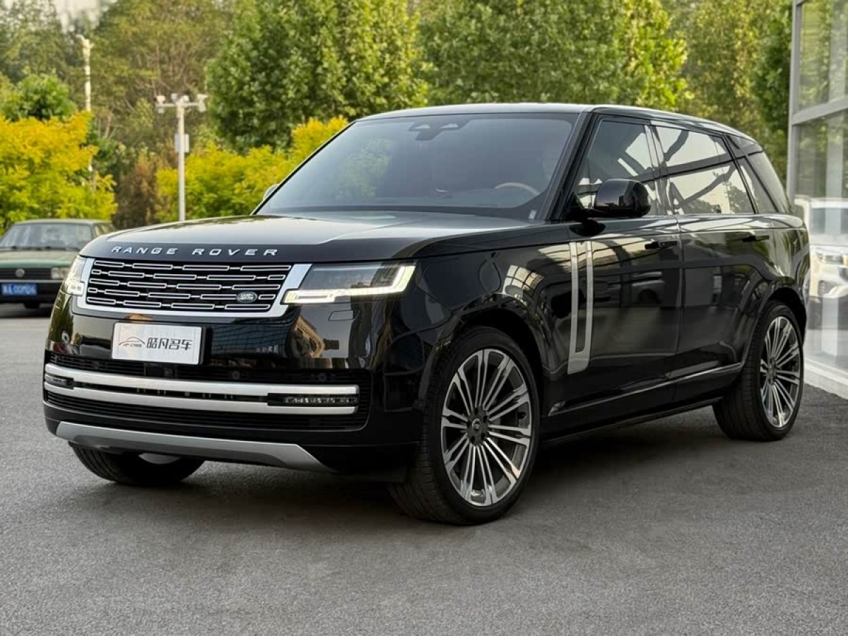 路虎 攬勝  2024款 3.0 L6 400PS 創(chuàng)世加長(zhǎng)版圖片