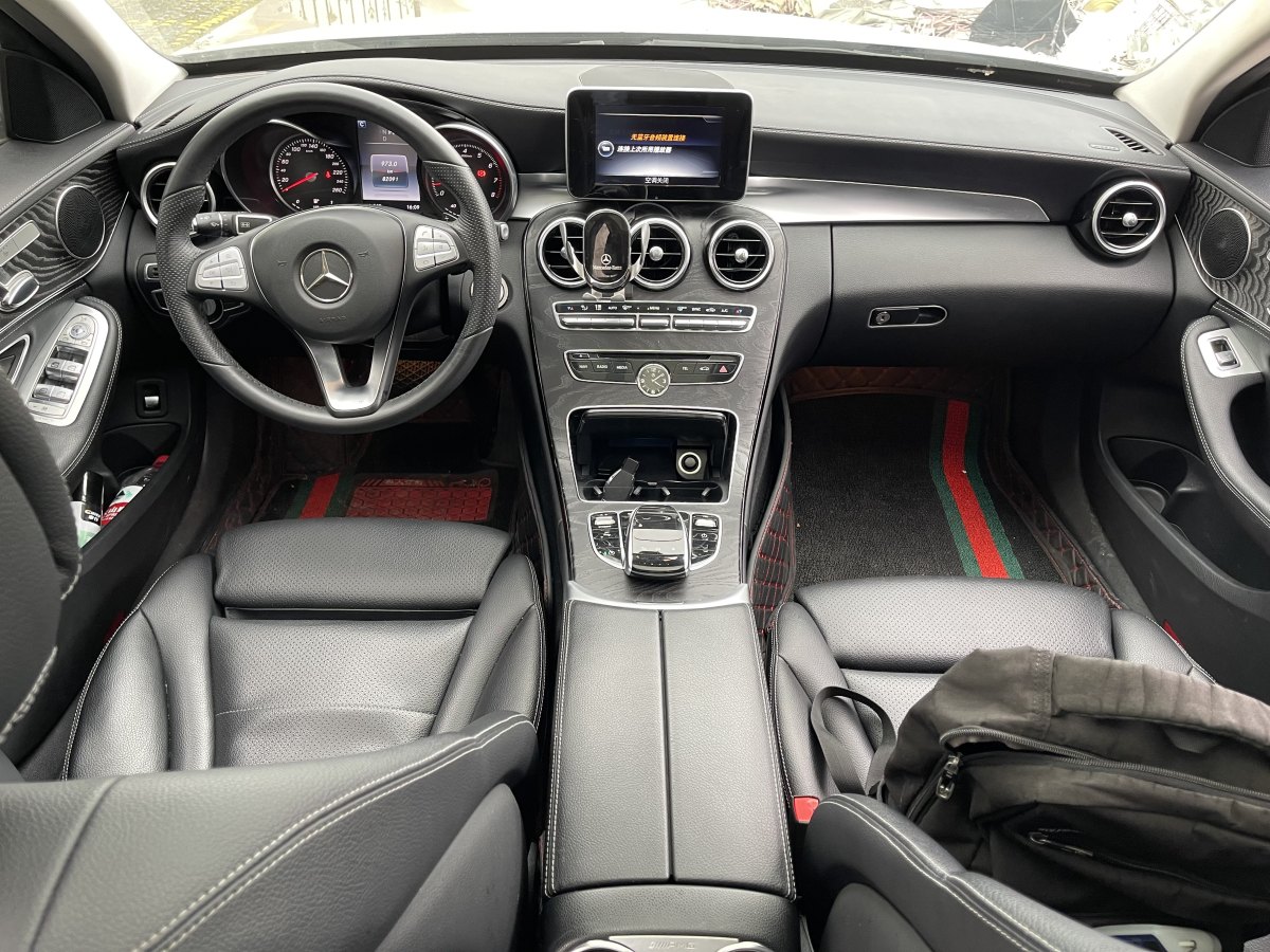 2016年4月奔驰 奔驰C级  2015款 改款 C 200 L 运动型