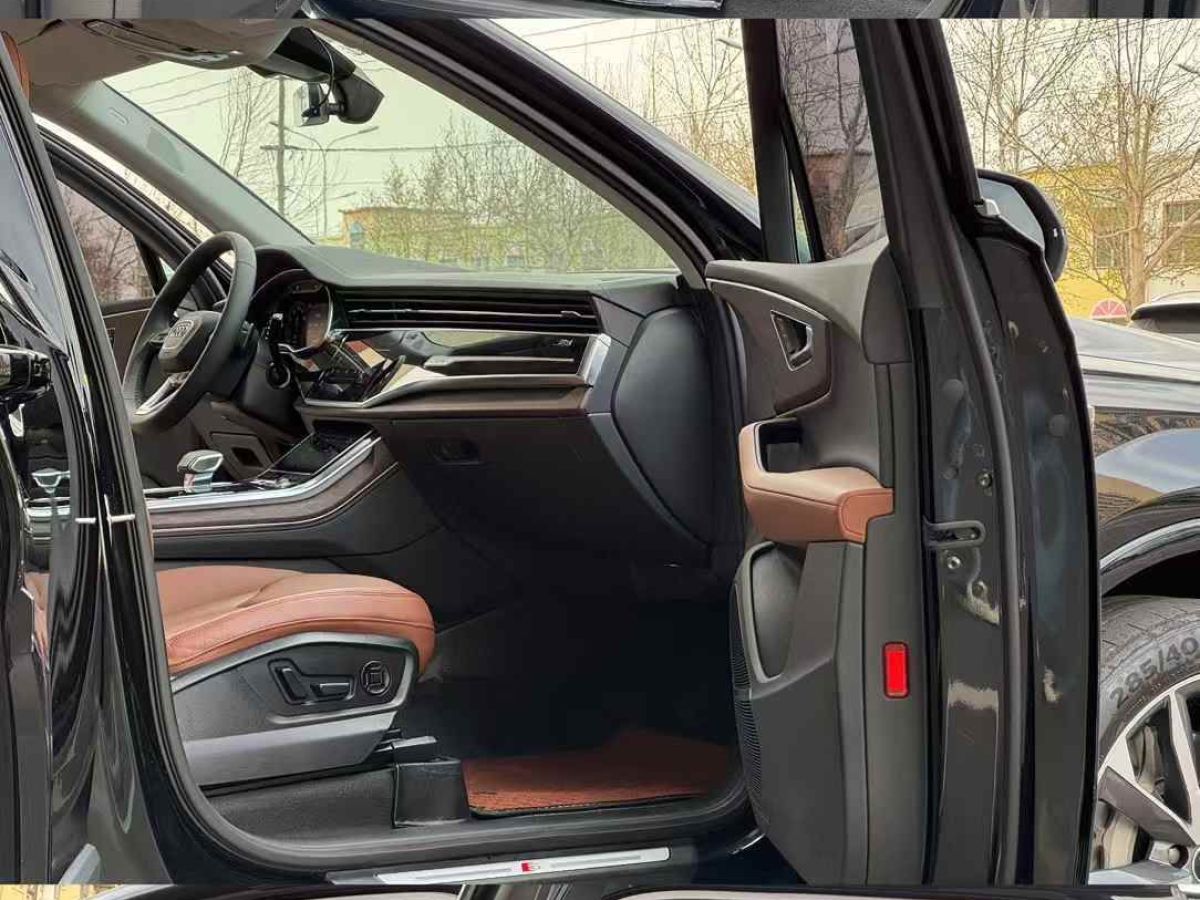 奧迪 奧迪Q7  2023款 45 TFSI quattro S line運動型圖片