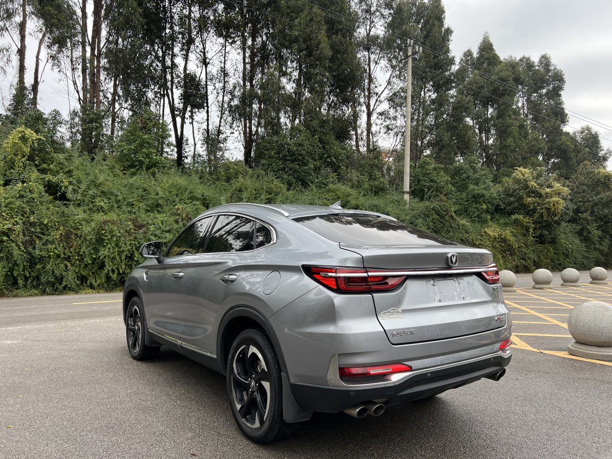 長(zhǎng)安 CS85 COUPE  2019款  2.0T 動(dòng)版 國(guó)VI圖片