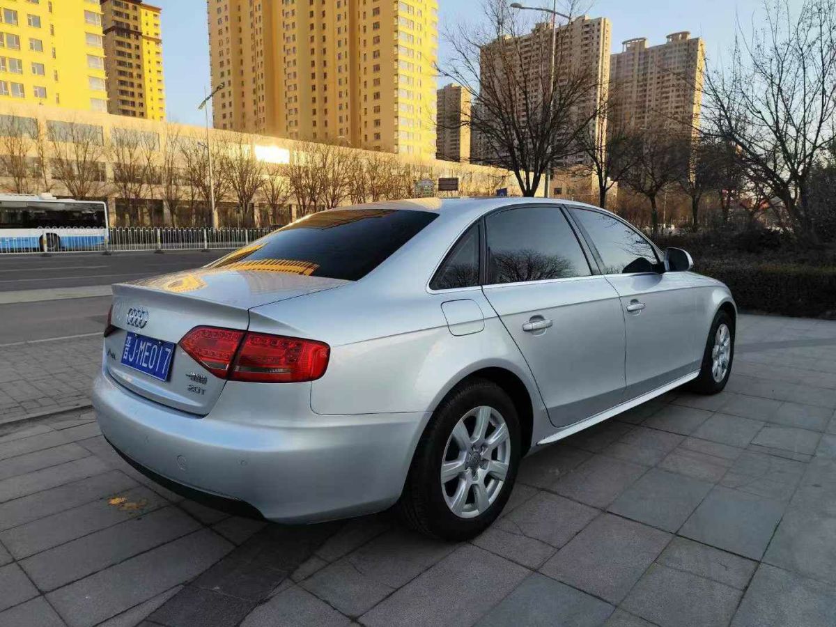 奧迪 奧迪A4L  2012款 2.0 TFSI 自動技術(shù)型圖片