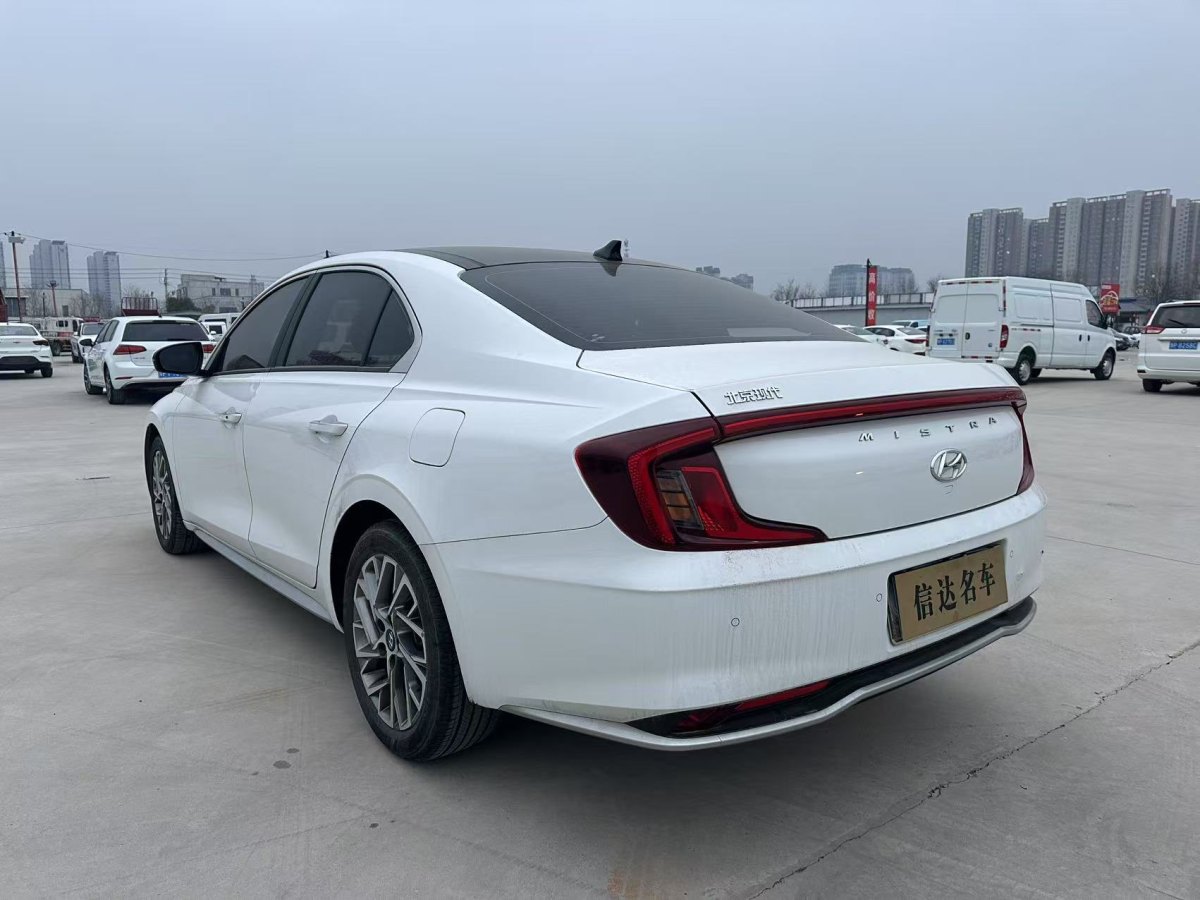 現(xiàn)代 名圖  2021款 1.8L CVT精英版GLX圖片