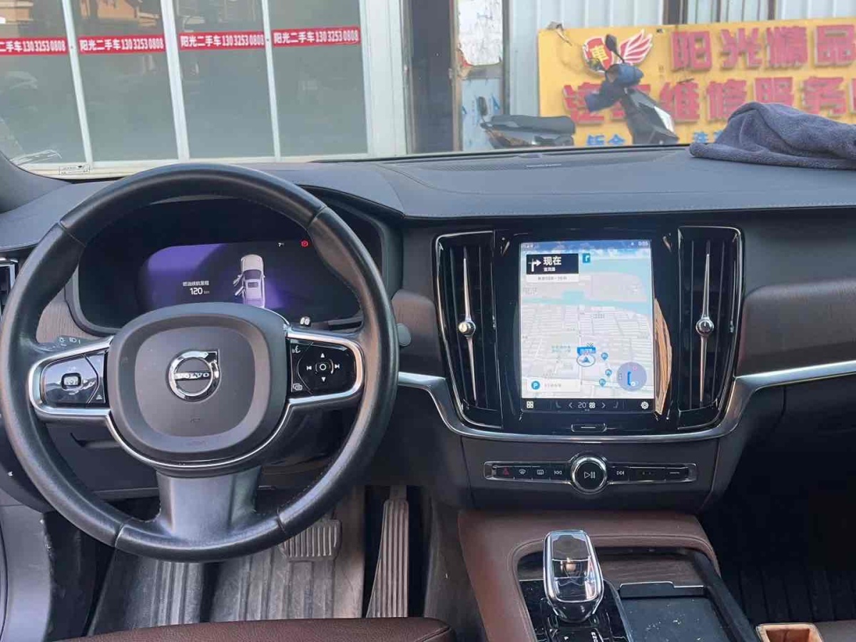 沃爾沃 S90  2022款 B5 智遠(yuǎn)豪華版圖片