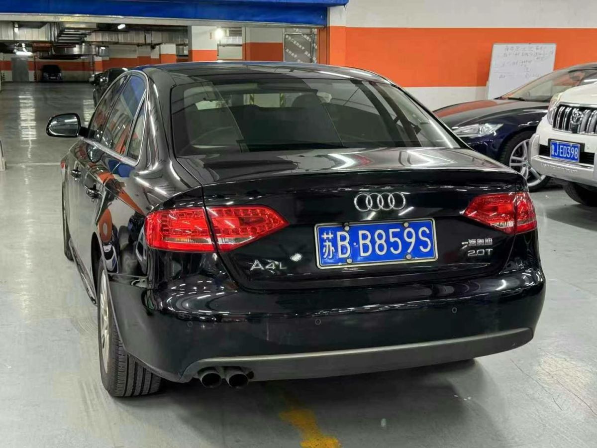 奧迪 奧迪A4L  2012款 2.0 TFSI 自動技術(shù)型圖片